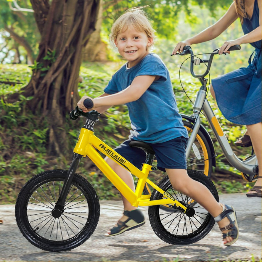 Barn kör springcykeln från Gaslike som har 16 tums hjul